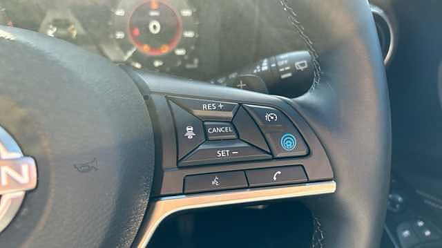 Nissan Juke JUKE 1.0 DiG-T Tekna 5dr DCT