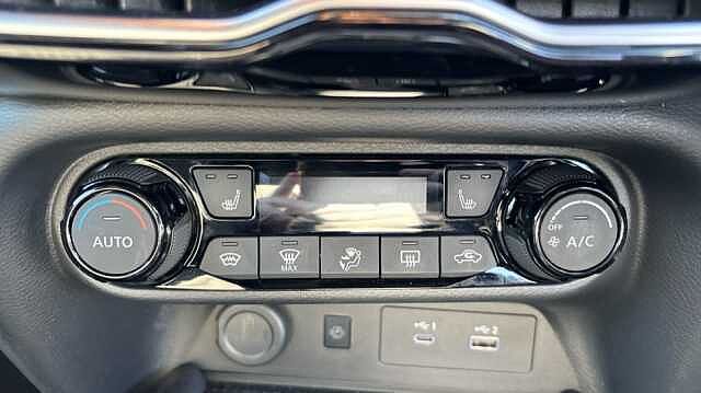 Nissan Juke JUKE 1.0 DiG-T Tekna 5dr DCT