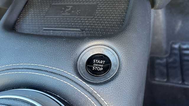 Nissan Juke JUKE 1.0 DiG-T Tekna 5dr DCT