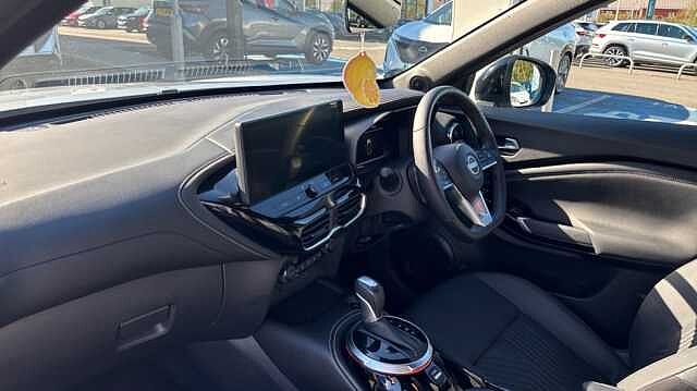Nissan Juke JUKE 1.0 DiG-T Tekna 5dr DCT