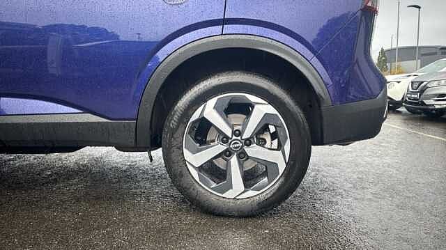 Nissan Qashqai QASHQAI 1.3 DiG-T MH 158 N-Connecta 5dr