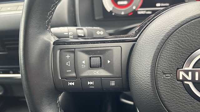 Nissan Qashqai QASHQAI 1.3 DiG-T MH 158 N-Connecta 5dr