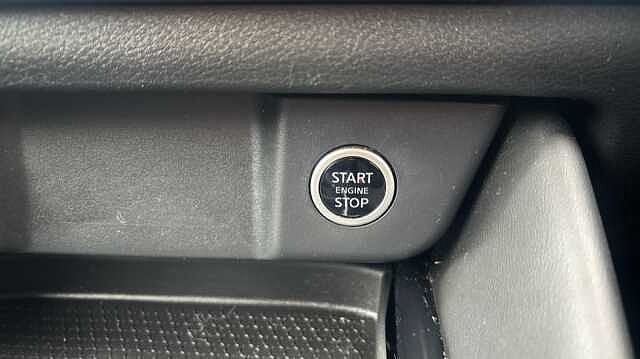 Nissan Qashqai QASHQAI 1.3 DiG-T MH 158 N-Connecta 5dr