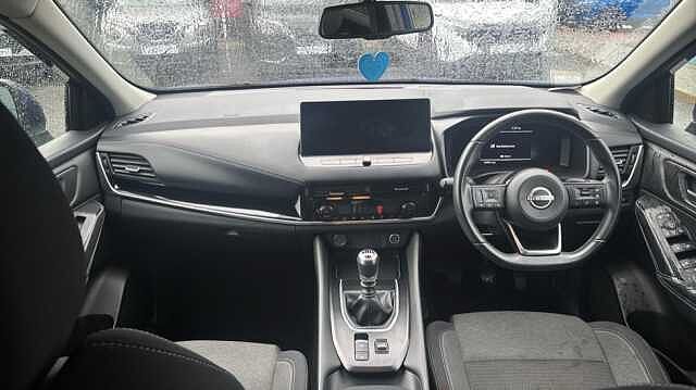 Nissan Qashqai QASHQAI 1.3 DiG-T MH 158 N-Connecta 5dr