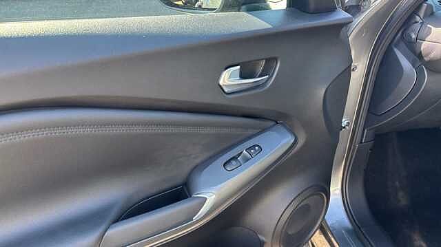 Nissan Juke JUKE 1.6 Hybrid N-Connecta 5dr Auto