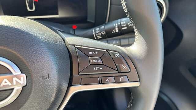 Nissan Juke JUKE 1.6 Hybrid N-Connecta 5dr Auto