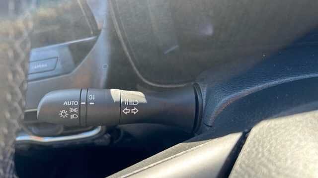 Nissan Juke JUKE 1.6 Hybrid N-Connecta 5dr Auto