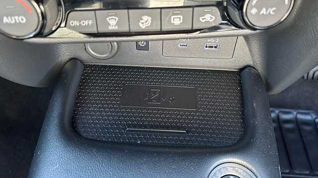 Nissan Juke JUKE 1.6 Hybrid N-Connecta 5dr Auto