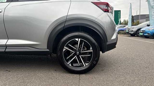 Nissan Juke JUKE 1.0 DiG-T N-Connecta 5dr DCT