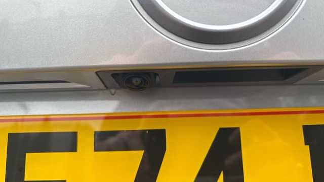 Nissan Juke JUKE 1.0 DiG-T N-Connecta 5dr DCT