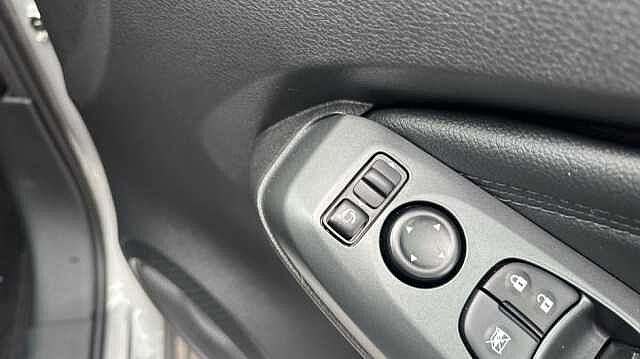 Nissan Juke JUKE 1.0 DiG-T N-Connecta 5dr DCT