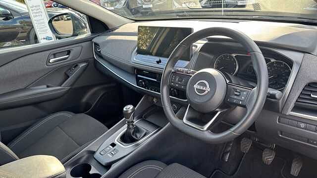 Nissan Qashqai QASHQAI 1.3 DiG-T MH Acenta Premium 5dr