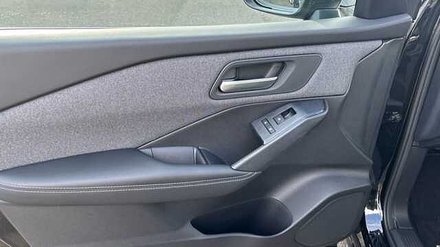 Nissan Qashqai QASHQAI 1.3 DiG-T MH Acenta Premium 5dr