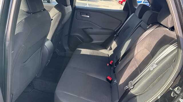 Nissan Qashqai QASHQAI 1.3 DiG-T MH Acenta Premium 5dr