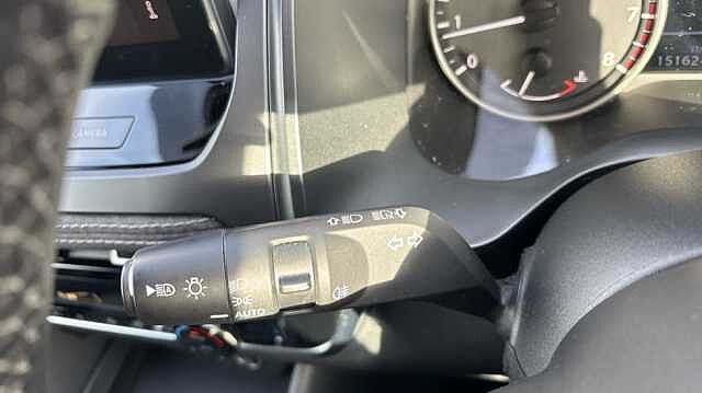 Nissan Qashqai QASHQAI 1.3 DiG-T MH Acenta Premium 5dr