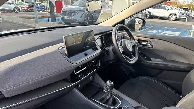 Nissan Qashqai QASHQAI 1.3 DiG-T MH Acenta Premium 5dr