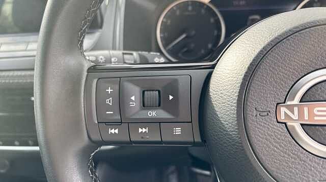 Nissan Qashqai QASHQAI 1.3 DiG-T MH Acenta Premium 5dr