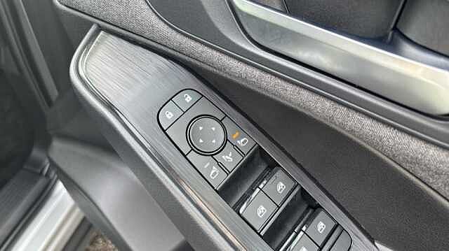 Nissan Qashqai QASHQAI 1.3 DiG-T MH Acenta Premium 5dr