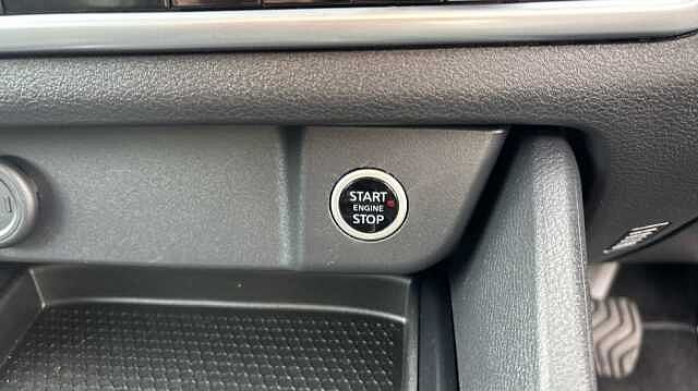 Nissan Qashqai QASHQAI 1.3 DiG-T MH Acenta Premium 5dr