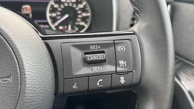 Nissan Qashqai QASHQAI 1.3 DiG-T MH Acenta Premium 5dr