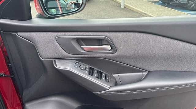 Nissan Qashqai QASHQAI 1.3 DiG-T MH Acenta Premium 5dr