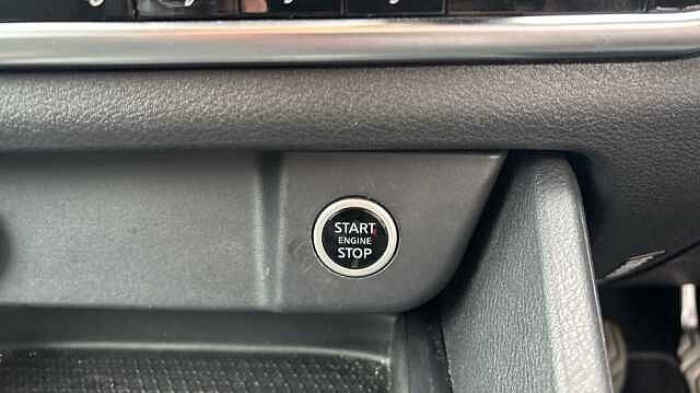 Nissan Qashqai QASHQAI 1.3 DiG-T MH Acenta Premium 5dr