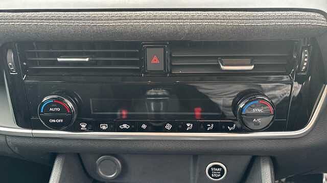 Nissan Qashqai QASHQAI 1.3 DiG-T MH Acenta Premium 5dr