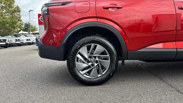 Nissan Qashqai QASHQAI 1.3 DiG-T MH Acenta Premium 5dr