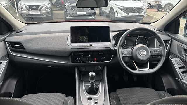 Nissan Qashqai QASHQAI 1.3 DiG-T MH Acenta Premium 5dr