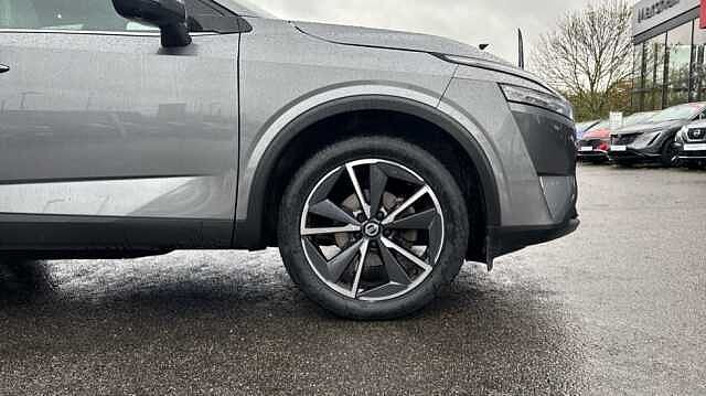 Nissan Qashqai QASHQAI 1.3 DiG-T MH 158 Tekna 5dr