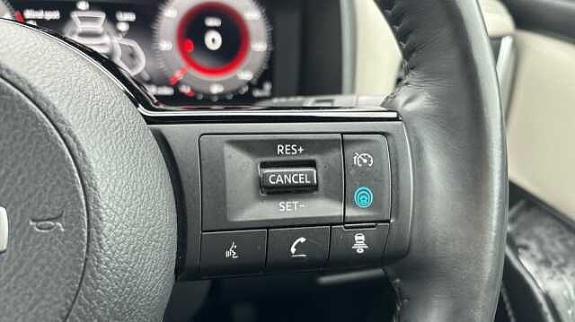 Nissan Qashqai QASHQAI 1.3 DiG-T MH 158 Tekna 5dr