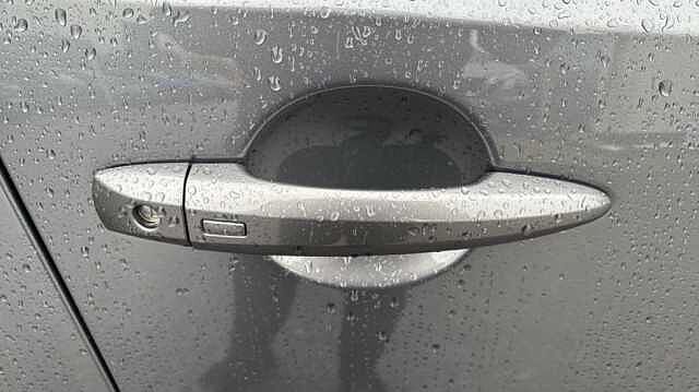 Nissan Qashqai QASHQAI 1.3 DiG-T MH 158 Tekna 5dr