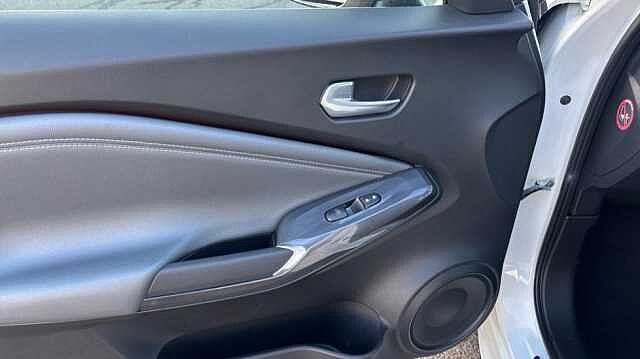 Nissan Juke JUKE 1.0 DiG-T N-Connecta 5dr