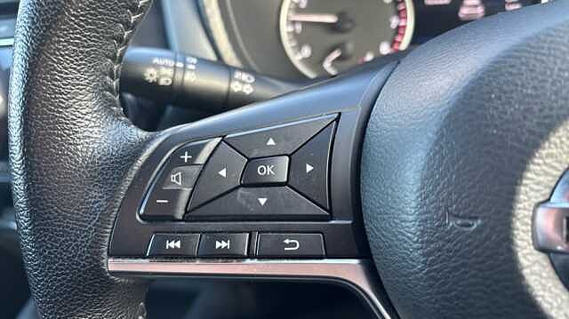 Nissan Juke JUKE 1.0 DiG-T N-Connecta 5dr