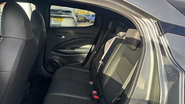 Nissan Juke JUKE 1.6 Hybrid N-Connecta 5dr Auto