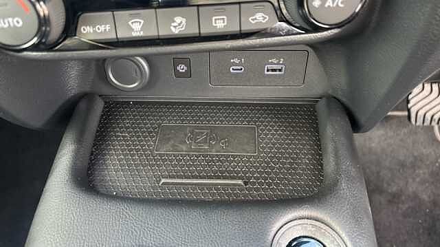 Nissan Juke JUKE 1.6 Hybrid N-Connecta 5dr Auto