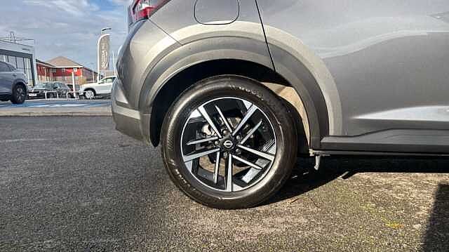 Nissan Juke JUKE 1.6 Hybrid N-Connecta 5dr Auto