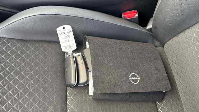 Nissan Juke JUKE 1.0 DiG-T 114 N-Connecta 5dr