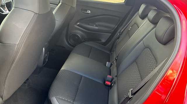 Nissan Juke JUKE 1.0 DiG-T 114 N-Connecta 5dr