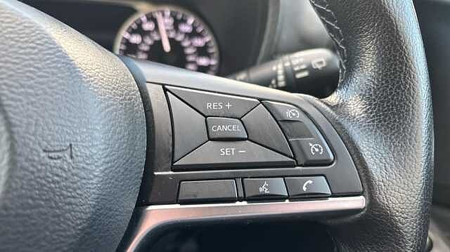 Nissan Juke JUKE 1.0 DiG-T 114 N-Connecta 5dr