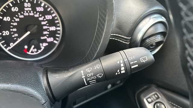 Nissan Juke JUKE 1.0 DiG-T 114 N-Connecta 5dr