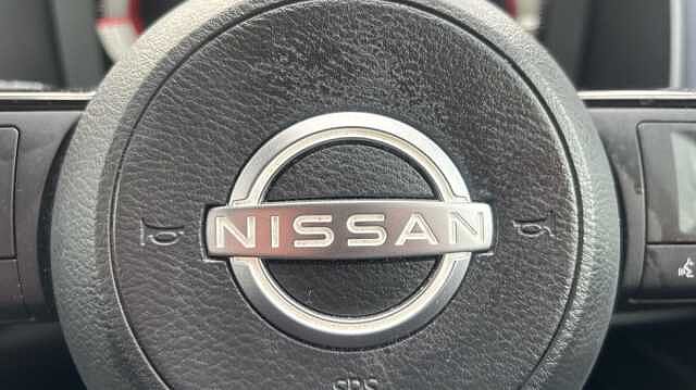 Nissan Qashqai QASHQAI 1.3 DiG-T MH Tekna 5dr