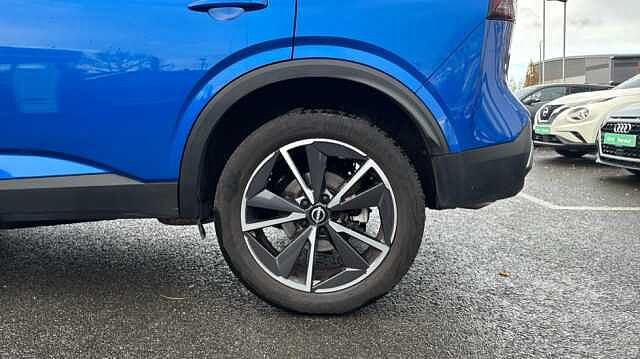 Nissan Qashqai QASHQAI 1.3 DiG-T MH Tekna 5dr