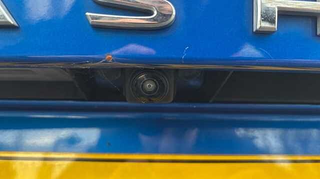 Nissan Qashqai QASHQAI 1.3 DiG-T MH Tekna 5dr