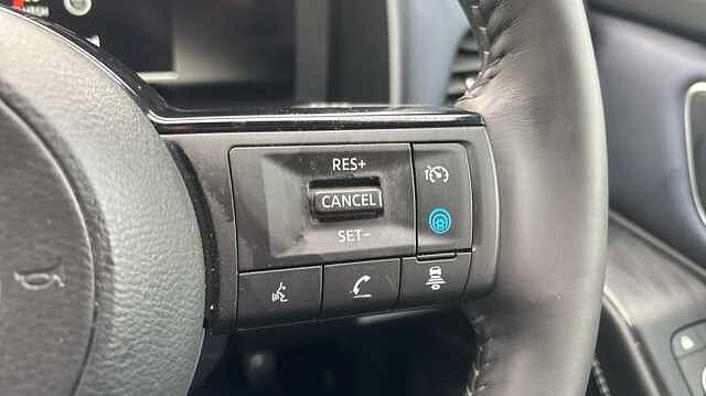 Nissan Qashqai QASHQAI 1.3 DiG-T MH Tekna 5dr