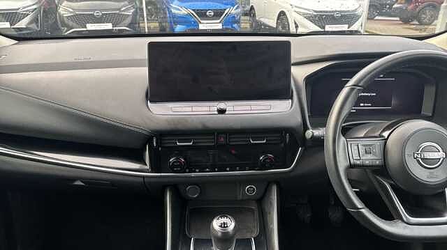 Nissan Qashqai QASHQAI 1.3 DiG-T MH N-Connecta 5dr