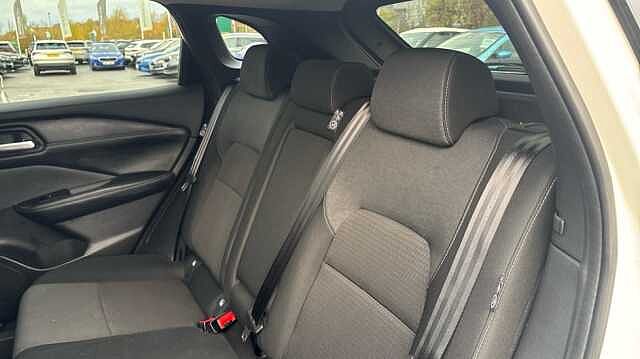 Nissan Qashqai QASHQAI 1.3 DiG-T MH N-Connecta 5dr