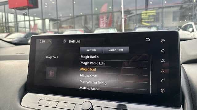 Nissan Qashqai QASHQAI 1.3 DiG-T MH N-Connecta 5dr