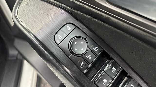 Nissan Qashqai QASHQAI 1.3 DiG-T MH N-Connecta 5dr