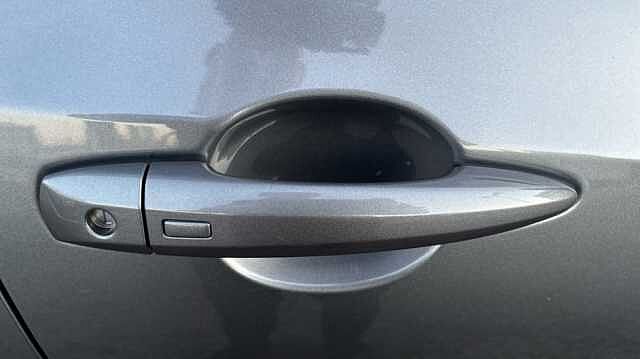 Nissan Juke JUKE 1.0 DiG-T 114 Tekna+ 5dr